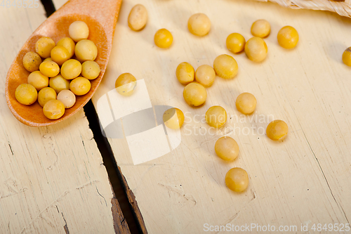 Image of organic soya beans