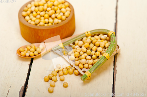 Image of organic soya beans