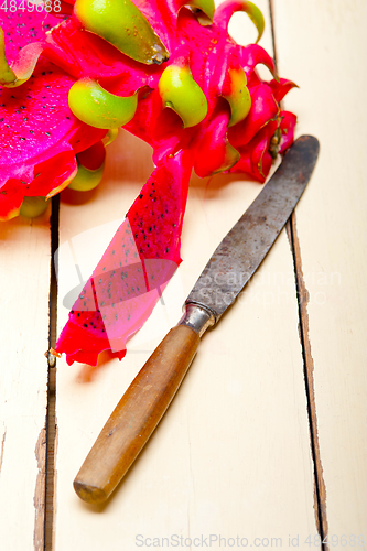 Image of fresh dragon fruit