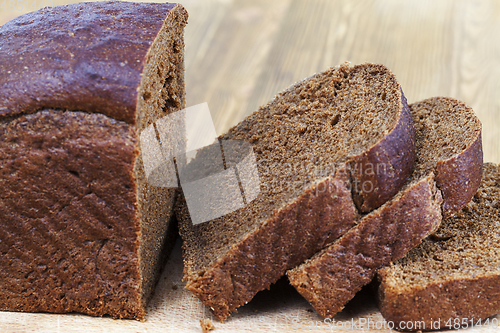 Image of Slices of rye bread i