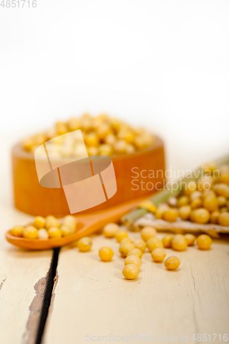 Image of organic soya beans