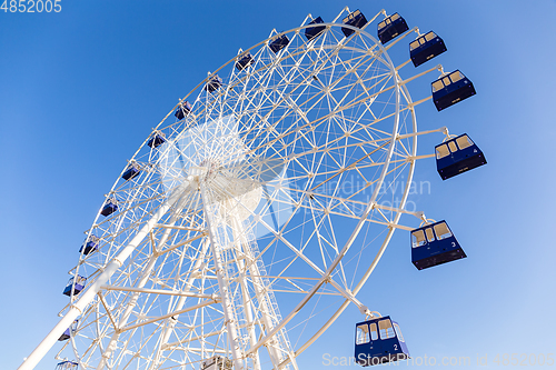 Image of Ferris wheel