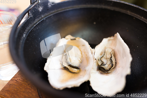 Image of Steamed oyster rice bowl