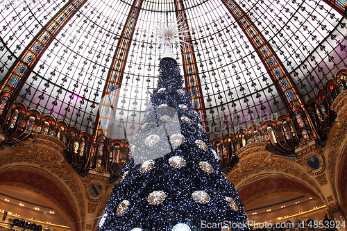 Image of Christmas tree at Galeries Lafayette, Paris, France