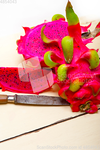 Image of fresh dragon fruit
