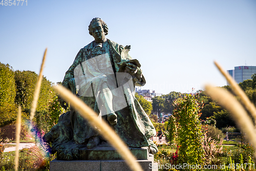 Image of Buffon statue in the Jardin des plantes Park, Paris, France