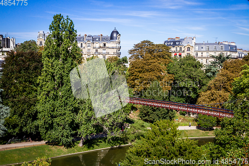 Image of Pond in Buttes-Chaumont Park, Paris