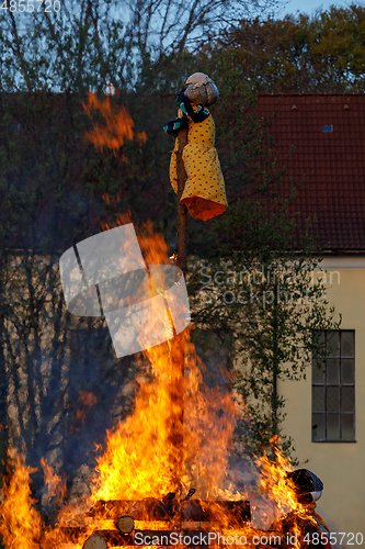 Image of big fire, burning witches
