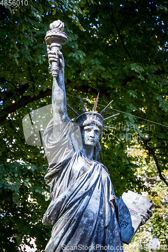 Image of The statue of liberty in Luxembourg Gardens, Paris