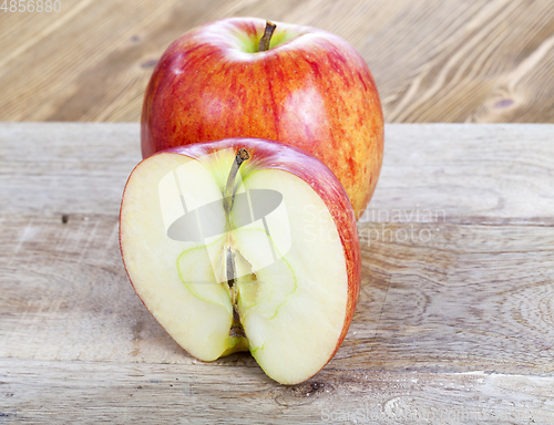 Image of Half of apple
