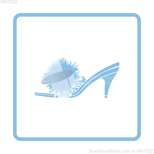 Image of Woman pom-pom shoe icon