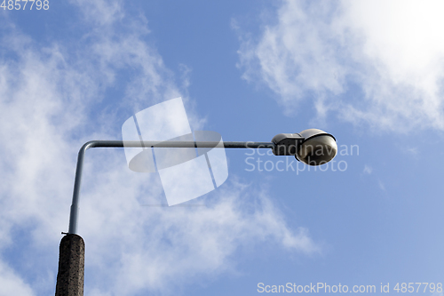 Image of street lamp