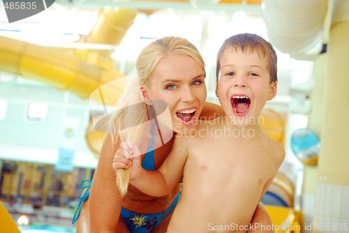 Image of With the mother in the swimming pool