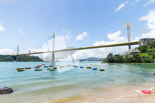 Image of Ting Kau bridge in Hong Kong 