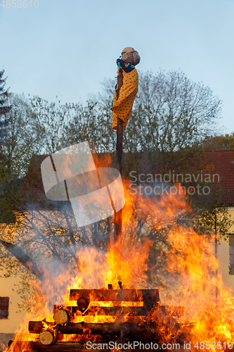Image of big fire, burning witches