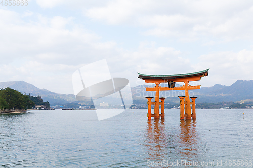 Image of itsukushima shrine japan 