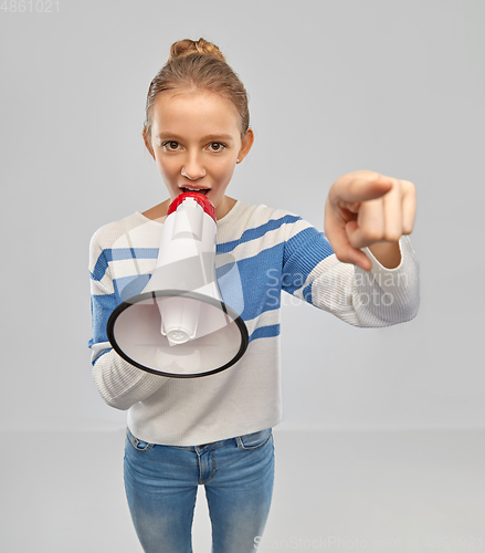 Image of teenage girl speaking to megaphone