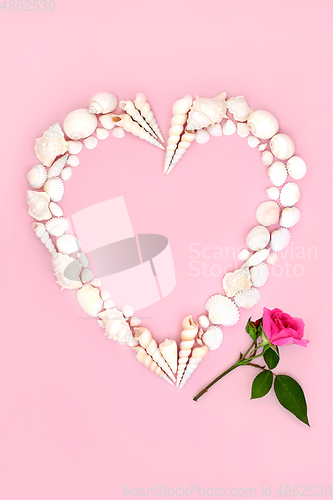 Image of Valentines Day Romantic Heart Shaped Wreath 
