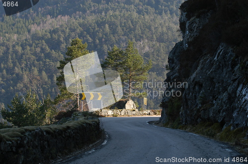 Image of Norwegian road_1_17.04.2005