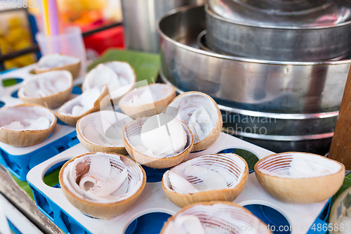 Image of Coconut iced cream