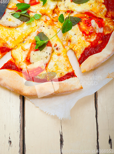 Image of Italian pizza Margherita