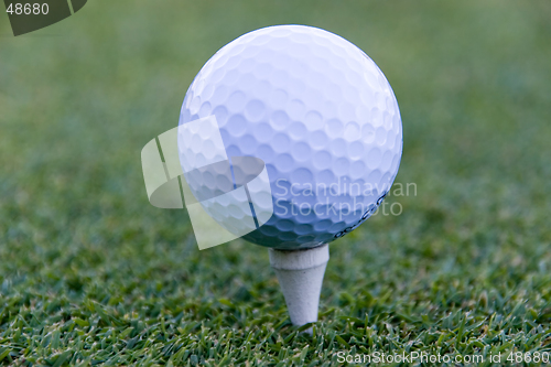 Image of golf ball 03