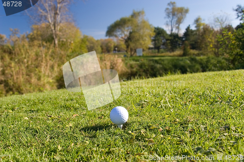 Image of golf ball 04