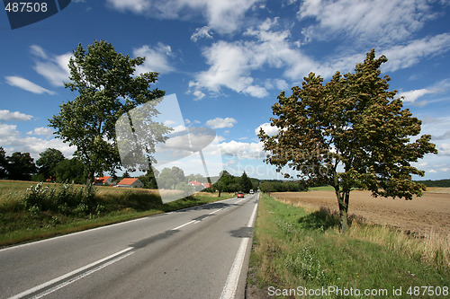 Image of Straight road