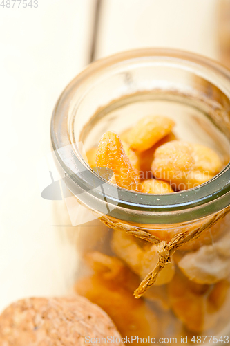 Image of cashew nuts on a glass jar