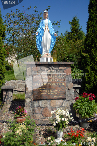 Image of Virgin Mary statue