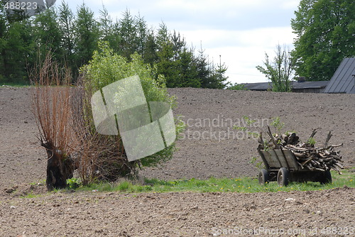 Image of Old farm cart