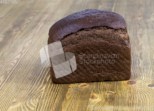 Image of rectangular rye bread