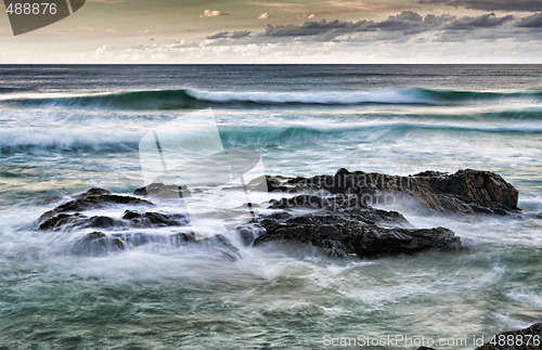 Image of rocks at the sea