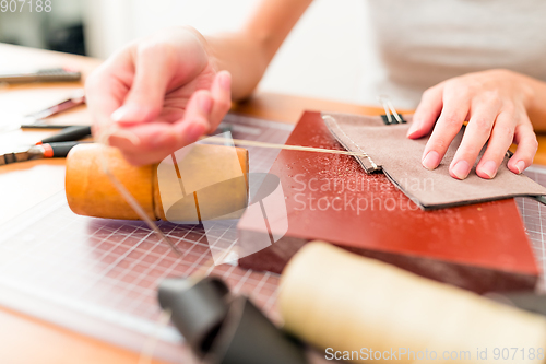 Image of Making leather bag