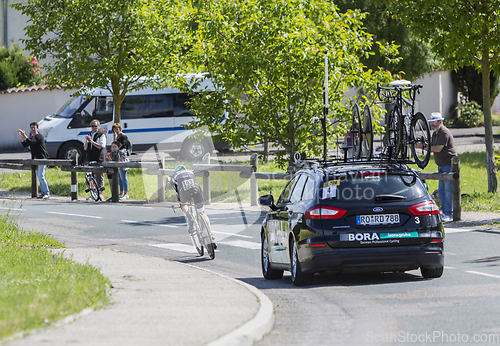 Image of The Cyclist Emanuel Buchmann - Criterium du Dauphine 2017