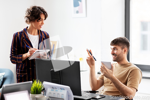Image of business team or startuppers working at office