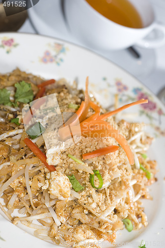 Image of pad thai chicken thailand food