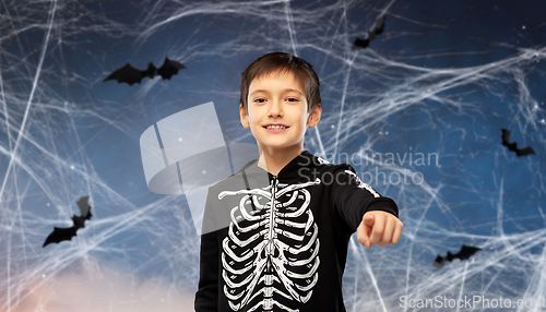Image of boy in halloween costume of skeleton