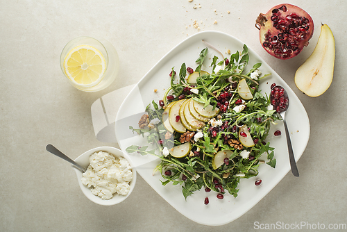 Image of Dandelion salad fruit