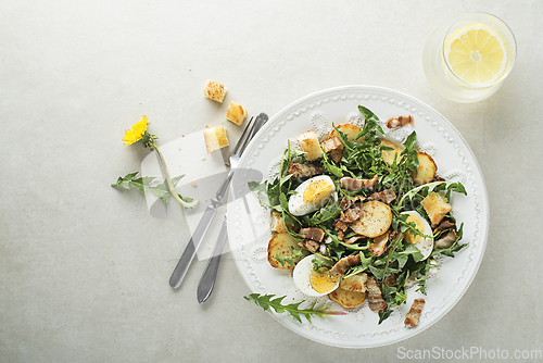 Image of Dandelion salad bacon