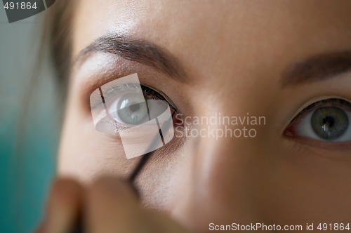 Image of eye zone make-up