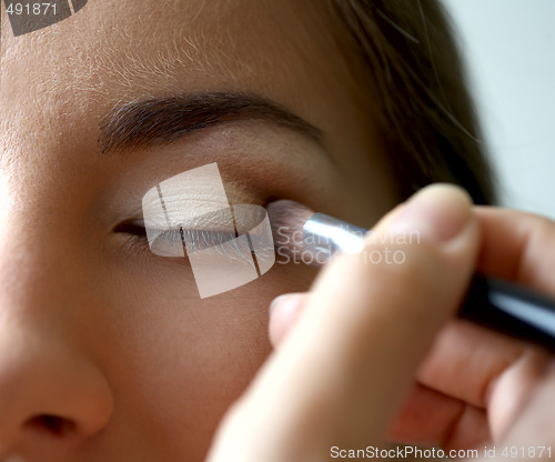 Image of eye zone make-up