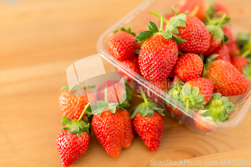 Image of Strawberry in packing