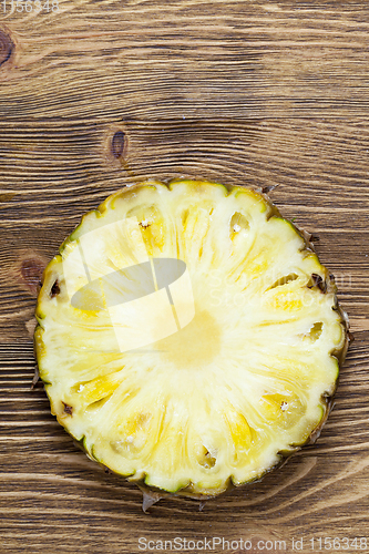 Image of cross section pineapple