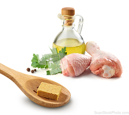 Image of instant chicken broth cube and ingredients