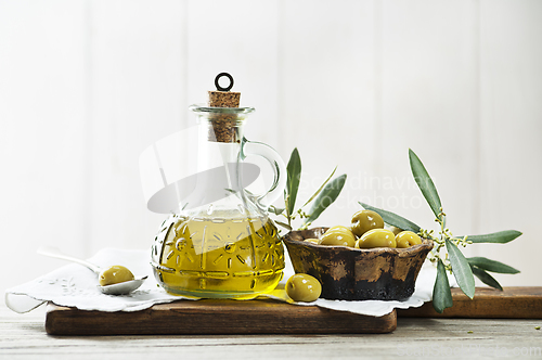 Image of Olive oil bottle