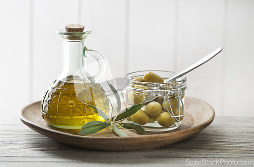 Image of Olive oil bottle