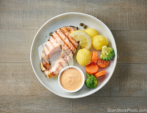 Image of plate of grilled salmon steak