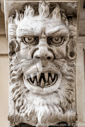 Image of Mask of stone
