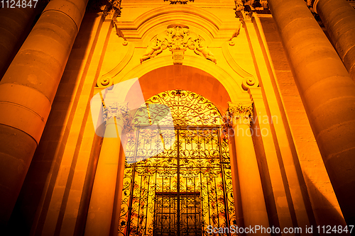 Image of Cathedral of Syracuse entrance